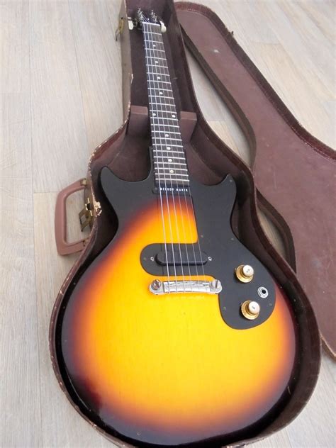 1963 gibson melody maker guitar